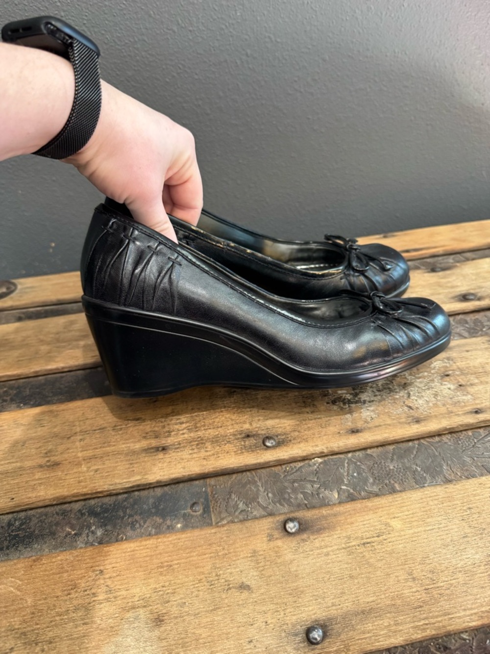 Style & Co. Black Bow-Accent Round-Toe Pumps - Picture 2 of 4